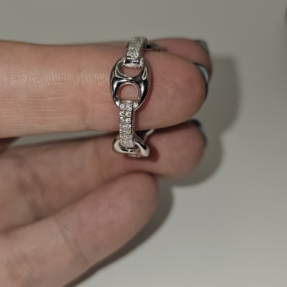 Beautiful Gucci Link Moissanite Ring Size 9